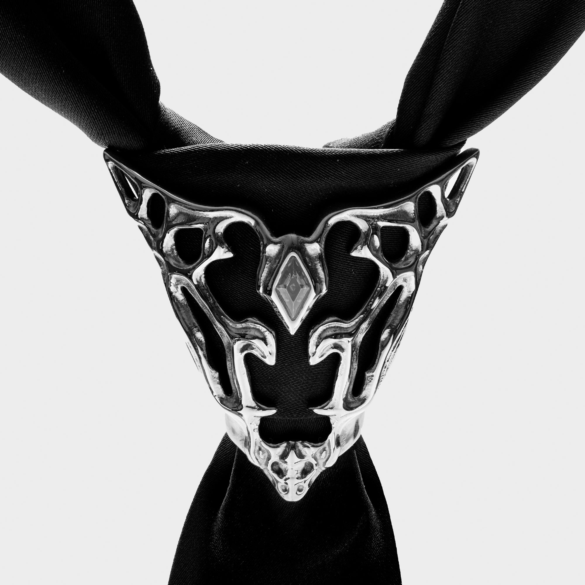 Kurai - W Tie Clip – KUURTH