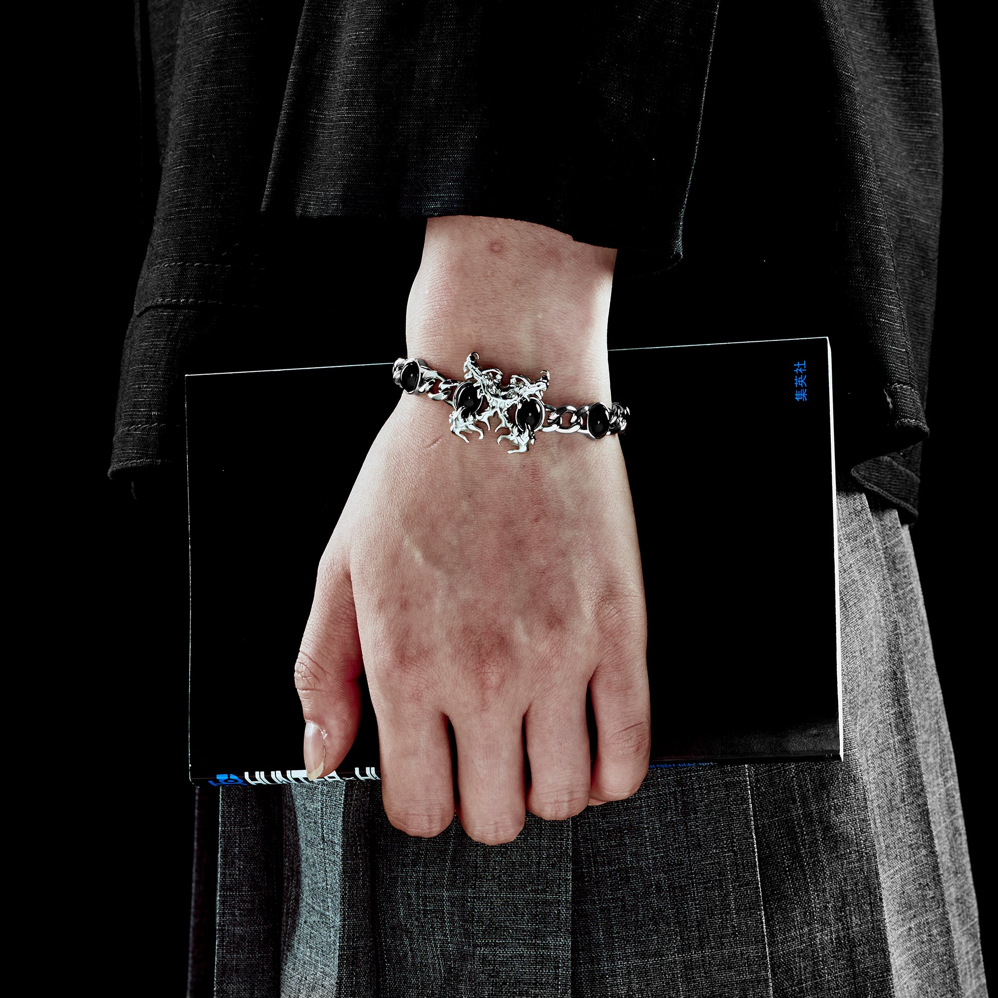 Akaryū - B Bracelet