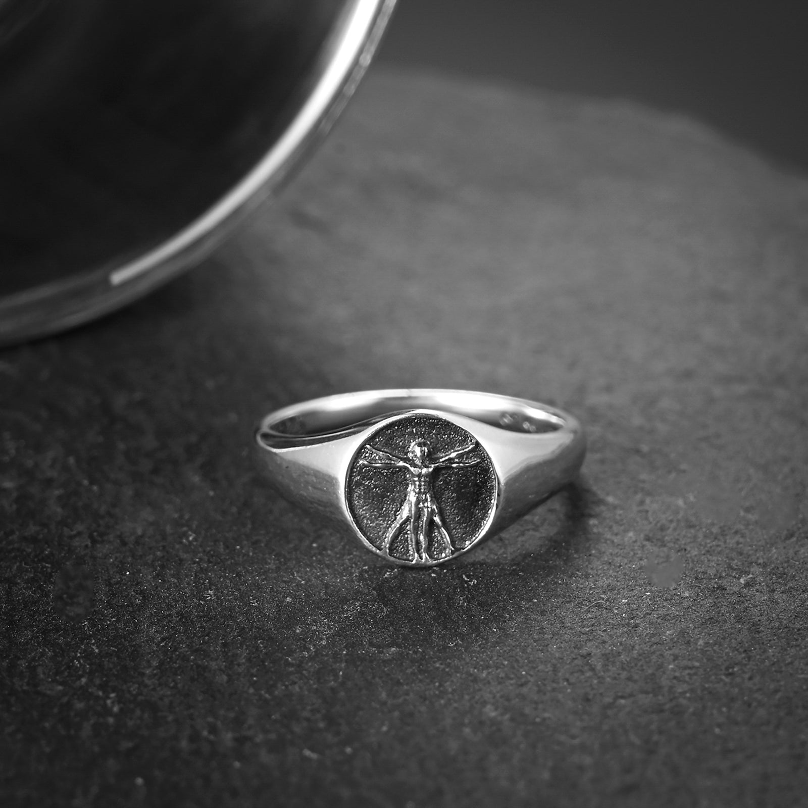 Vitruvian Man - Ring